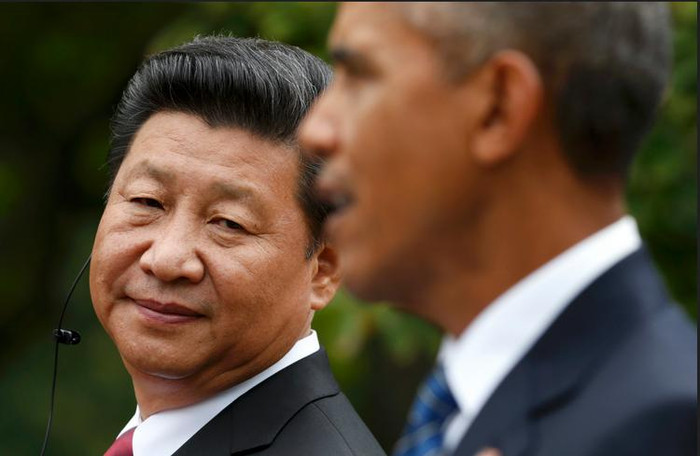 Tổng thống Mỹ Barack Obama và người đồng cấp Trung Quốc - Tập Cận Bình tại cuộc họp báo sau hội đàm ngày 25 tháng 9 năm 2015. Ông Bình đã có những phát biểu hết sức phi lý, lố bịch về vấn đề Biển Đông Tổng thống Mỹ Barack Obama và người đồng cấp Trung Quốc - Tập Cận Bình tại cuộc họp báo sau hội đàm ngày 25 tháng 9 năm 2015. Ông Bình đã có những phát biểu hết sức phi lý, lố bịch về vấn đề Biển Đông