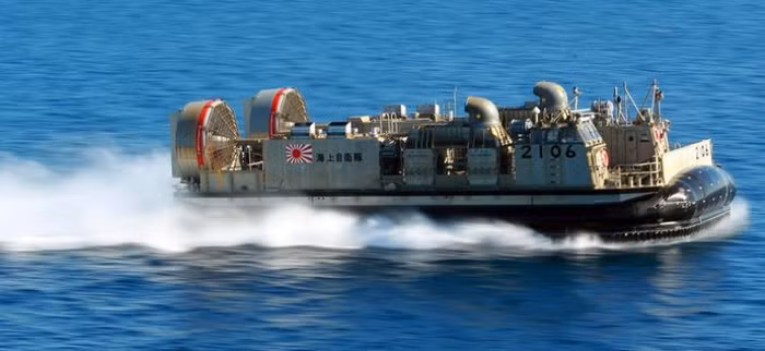 Tàu đệm khí LCAC Lực lượng Phòng vệ Nhật Bản tham gia diễn tập quân sự liên hợp "Dawn Blitz-2015" tại Mỹ