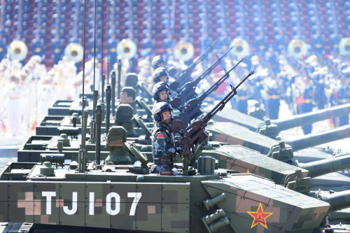 Xe tăng Type 99A Trung Quốc trong lễ duyệt binh ngày 3 tháng 9 năm 2015 (nguồn mạng sina Trung Quốc) Xe tăng Type 99A Trung Quốc trong lễ duyệt binh ngày 3 tháng 9 năm 2015 (nguồn mạng sina Trung Quốc)