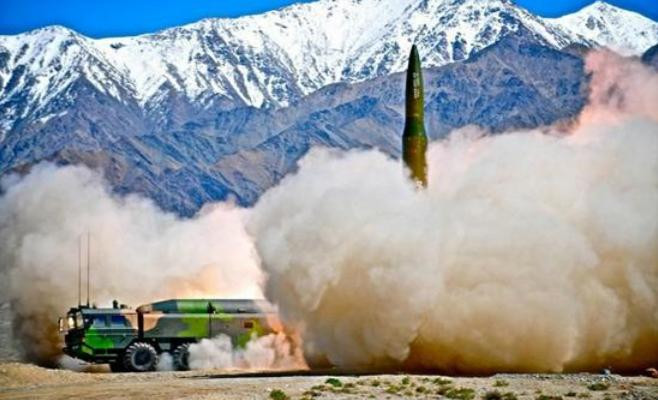 Tên lửa đạn đạo tầm trung Đông Phong-16 Trung Quốc Tên lửa đạn đạo tầm trung Đông Phong-16 Trung Quốc