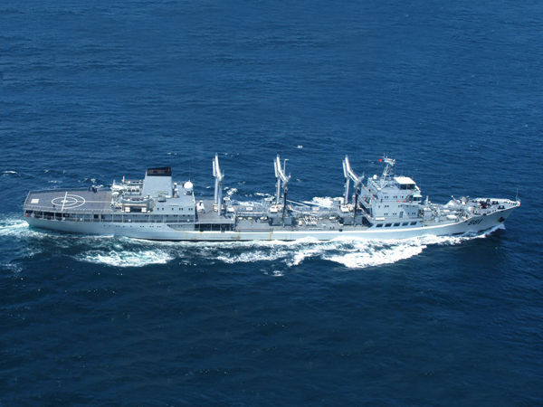 Tàu tiếp tế tổng hợp Type 903 (nguồn Thời báo Hoàn Cầu, TQ) Tàu tiếp tế tổng hợp Type 903 (nguồn Thời báo Hoàn Cầu, TQ)