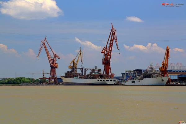 Tàu tiếp tế tổng hợp Type 903 (nguồn Thời báo Hoàn Cầu, TQ) Tàu tiếp tế tổng hợp Type 903 (nguồn Thời báo Hoàn Cầu, TQ)