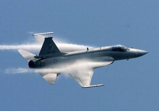 Máy bay chiến đấu FC-1 Kiêu Long/JF-17 Thunder do Trung Quốc-Pakistan hợp tác sản xuất Máy bay chiến đấu FC-1 Kiêu Long/JF-17 Thunder do Trung Quốc-Pakistan hợp tác sản xuất