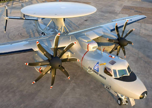 Máy bay cảnh báo sớm E-2D Advanced Hawkeye do Mỹ chế tạo