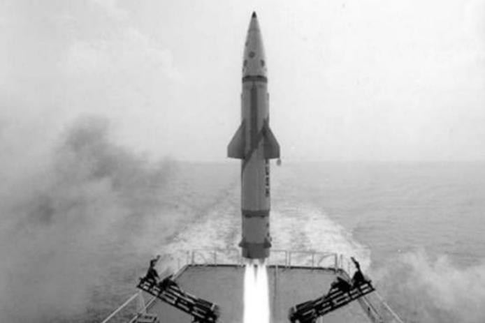 Ấn Độ bắn thử tên lửa hạt nhân Dhanush