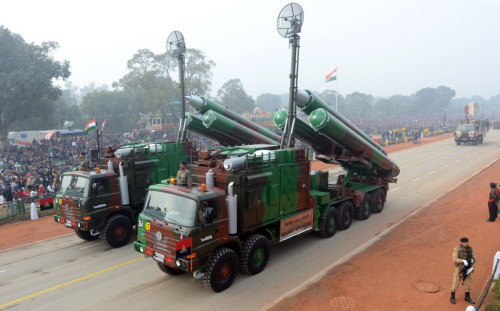 Tên lửa hành trình siêu âm BrahMos do Ấn-Nga hợp tác chế tạo Tên lửa hành trình siêu âm BrahMos do Ấn-Nga hợp tác chế tạo