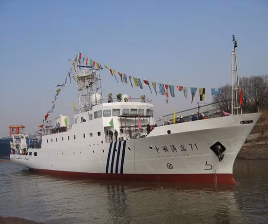 Trung Quốc điều tàu Hải giám 71 đến bãi cạn Scarborough, được tờ "Hoàn Cầu" nước này gọi là "bảo vệ chủ quyền". Trung Quốc điều tàu Hải giám 71 đến bãi cạn Scarborough, được tờ "Hoàn Cầu" nước này gọi là "bảo vệ chủ quyền".