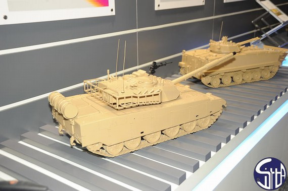 Mô hình xe tăng chiến đấu MBT-3000 Trung Quốc