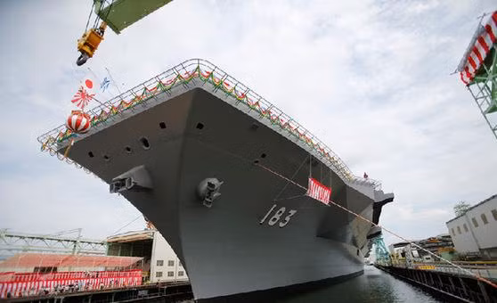 Tàu sân bay trực thăng Izumo Nhật Bản