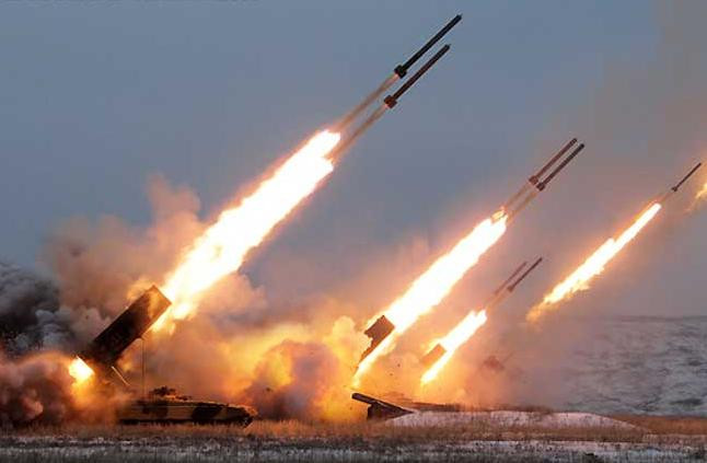 Hệ thống rocket TOS-1 Buratino Nga (ảnh minh họa) Hệ thống rocket TOS-1 Buratino Nga (ảnh minh họa)