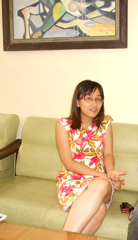 Theo kinh nghiệm của các du học sinh thì muốn giành được học bổng thì cần phải chuẩn bị một bộ hồ sơ thật tốt rồi tìm hiểu rõ những thông tin gói học bổng mà mình theo đuổi, đồng thời phải gắn được mục tiêu cá nhân của mình với mục tiêu phát triển chung đồng thời thể hiện được hết khả năng của mình khi nộp hồ sơ xin học bổng. Theo kinh nghiệm của các du học sinh thì muốn giành được học bổng thì cần phải chuẩn bị một bộ hồ sơ thật tốt rồi tìm hiểu rõ những thông tin gói học bổng mà mình theo đuổi, đồng thời phải gắn được mục tiêu cá nhân của mình với mục tiêu phát triển chung đồng thời thể hiện được hết khả năng của mình khi nộp hồ sơ xin học bổng.