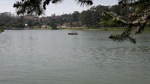 Chiều trên sông Hồ Xuân Hương Chiều trên sông Hồ Xuân Hương