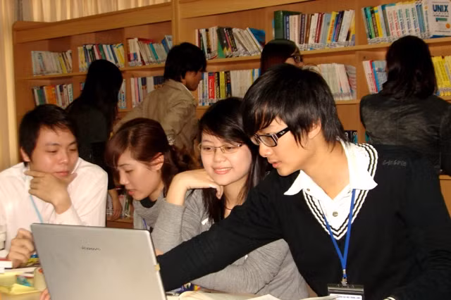 Ảnh minh họa Xuân Trung Ảnh minh họa Xuân Trung