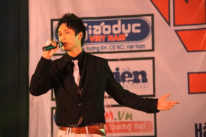 Và sâu lắng trong từng ca khúc nhạc trữ tình.
