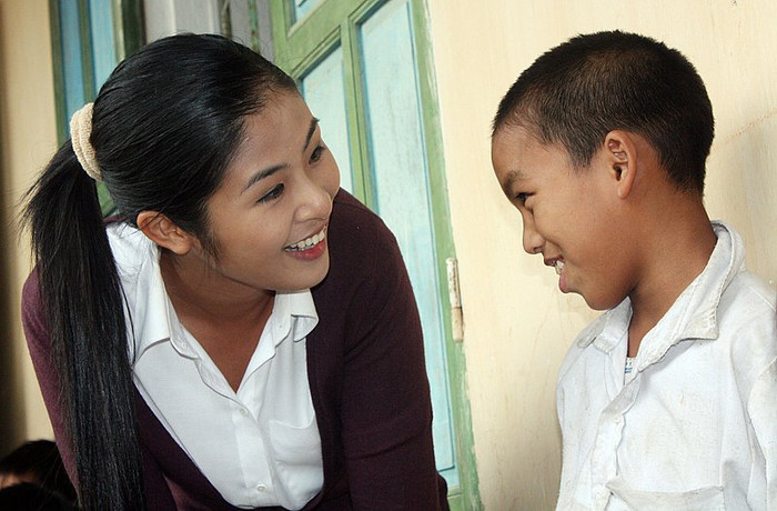 Không chỉ các bạn gái, các bạn trai cũng nhận được sự quan tâm đặc biệt. Không chỉ các bạn gái, các bạn trai cũng nhận được sự quan tâm đặc biệt.