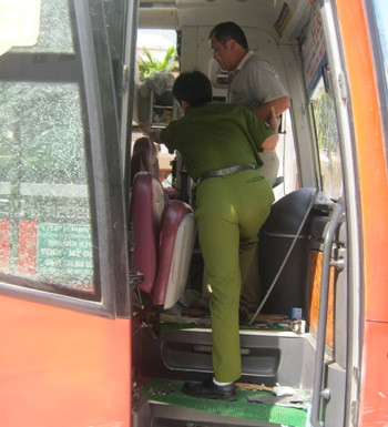 Lực lượng công an đang khám nghiệm hiện trường để điều tra làm rõ vụ việc