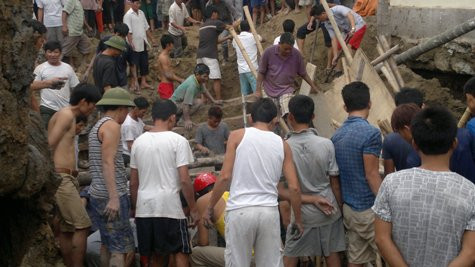 Hiện trường vụ sập giếng làm anh Tâm tử nạn Hiện trường vụ sập giếng làm anh Tâm tử nạn