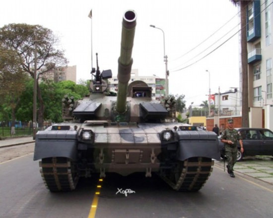 Xe tăng MBT-2000 của Trung Quốc sử dụng động cơ diesel của Ukraina. Xe tăng MBT-2000 của Trung Quốc sử dụng động cơ diesel của Ukraina.