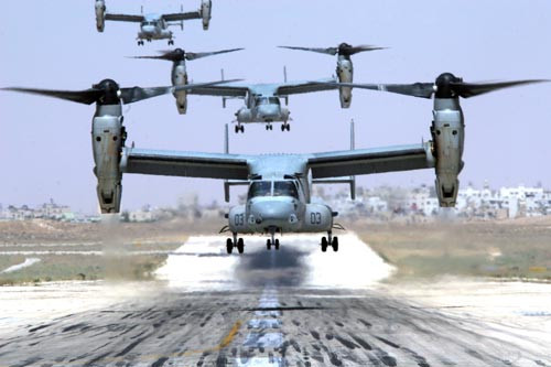 Máy bay vận tải kiểu mới - máy bay cánh xoay MV-22 Osprey của Mỹ. Máy bay vận tải kiểu mới - máy bay cánh xoay MV-22 Osprey của Mỹ.
