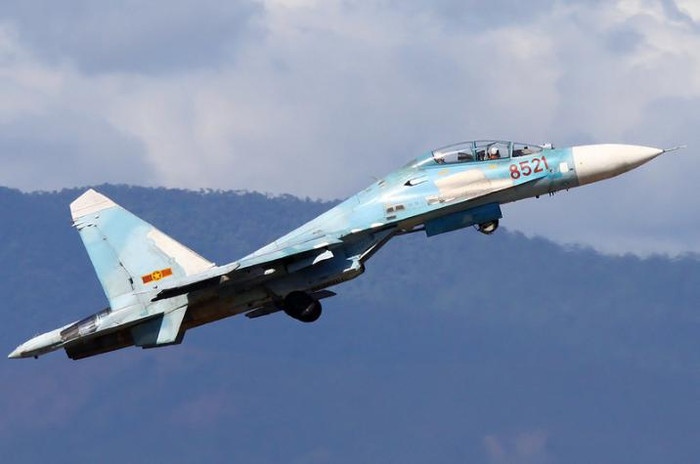 Máy bay chiến đấu Su-27UBK của Không quân Việt Nam. Máy bay chiến đấu Su-27UBK của Không quân Việt Nam.