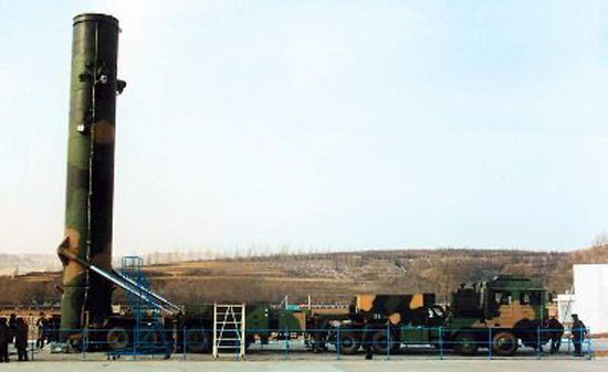 Tên lửa đạn đạo DF-31A Trung Quốc.