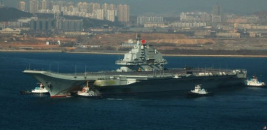 Tàu sân bay Varyag của Trung Quốc sử dụng động cơ chạy bằng hơi nước DN-80 của Ukraina. Tàu sân bay Varyag của Trung Quốc sử dụng động cơ chạy bằng hơi nước DN-80 của Ukraina.