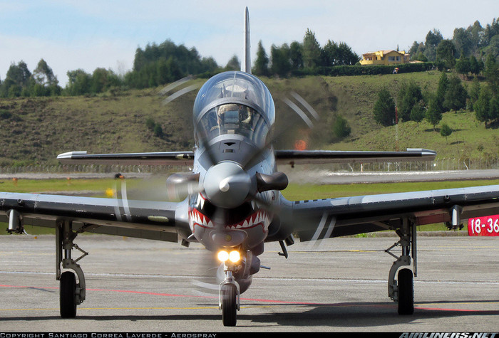 Máy bay chiến đấu EMB-314 Super Tucano của Brazil.