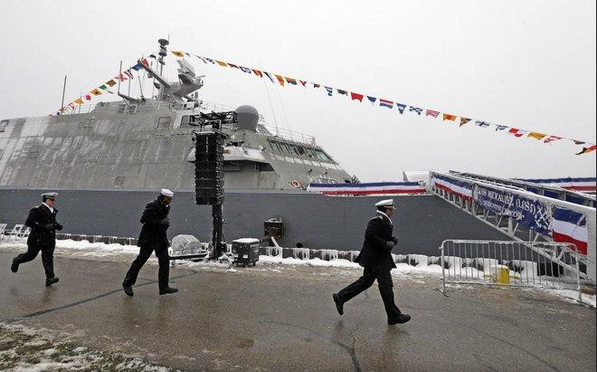 Ngày 21/11/2015, Hải quân Mỹ biên chế tàu tuần duyên USS Milwaukee Ngày 21/11/2015, Hải quân Mỹ biên chế tàu tuần duyên USS Milwaukee