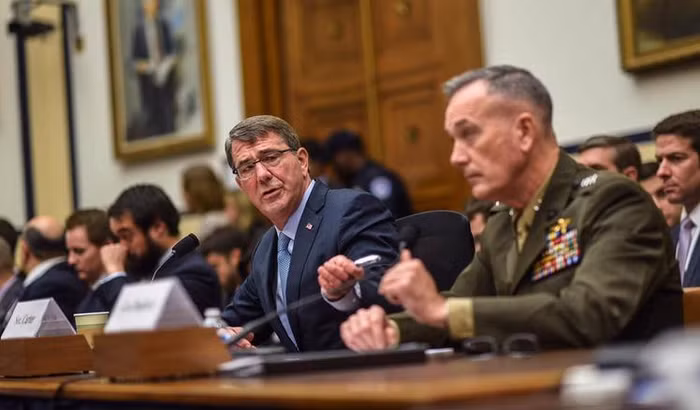 Ông Ashton B. Carter tại phiên điều trần của Hạ viện Mỹ