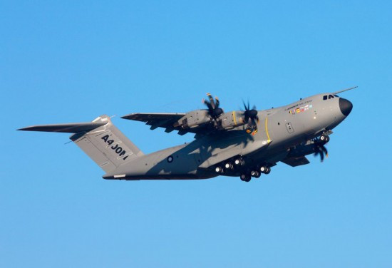 Máy bay vận tải A400M của hãng EADS - châu Âu.