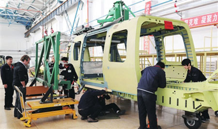 Hiện trường sản xuất máy bay trực thăng Z-15 (hay còn gọi là AC352/EC175). Hiện trường sản xuất máy bay trực thăng Z-15 (hay còn gọi là AC352/EC175).