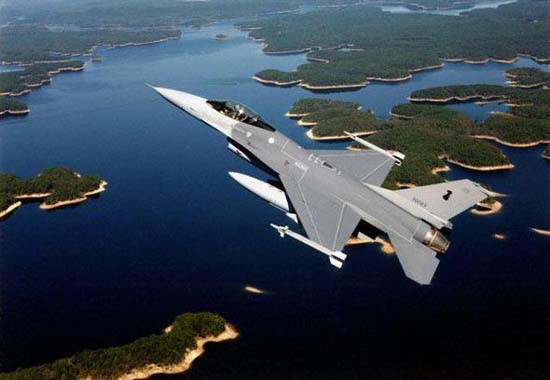 Máy bay F-16A của Không quân Hoàng gia Thái Lan.