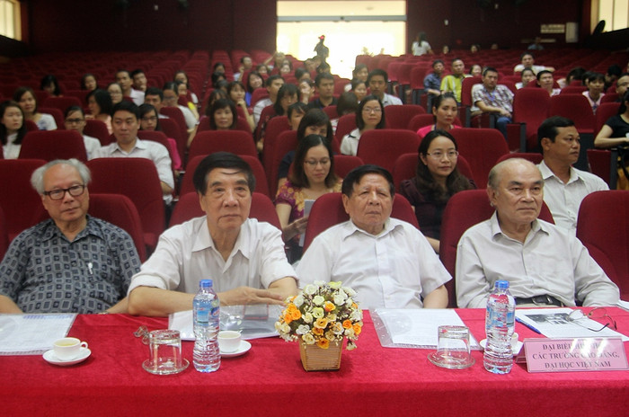 Lãnh đạo Hiệp hội các trường Đạo học, Cao đẳng Việt Nam dự hội thảo. Lãnh đạo Hiệp hội các trường Đạo học, Cao đẳng Việt Nam dự hội thảo.