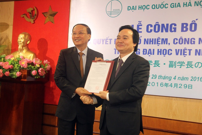 Công nhận ông Tô Huy Rứa là Hiệu trưởng danh dự Đại học Việt Nhật. Công nhận ông Tô Huy Rứa là Hiệu trưởng danh dự Đại học Việt Nhật.