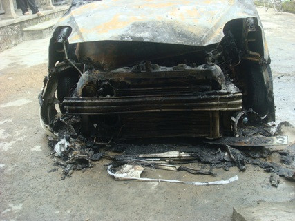 Hiện trường vu cháy xe. Hiện trường vu cháy xe.