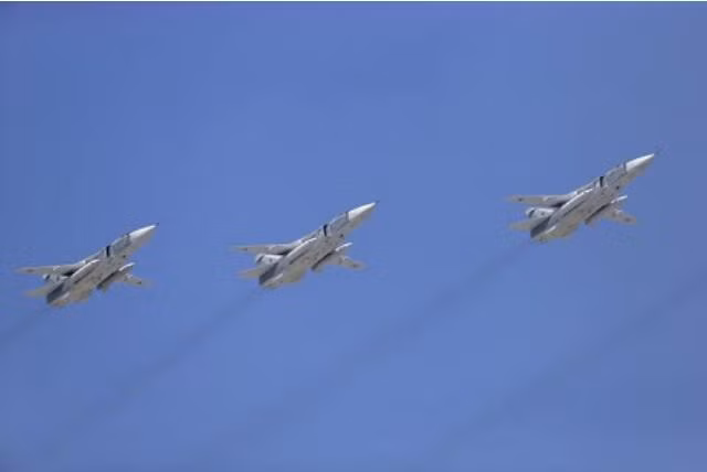 Máy bay ném bom chiến lược Tu-22M3 Nga Máy bay ném bom chiến lược Tu-22M3 Nga