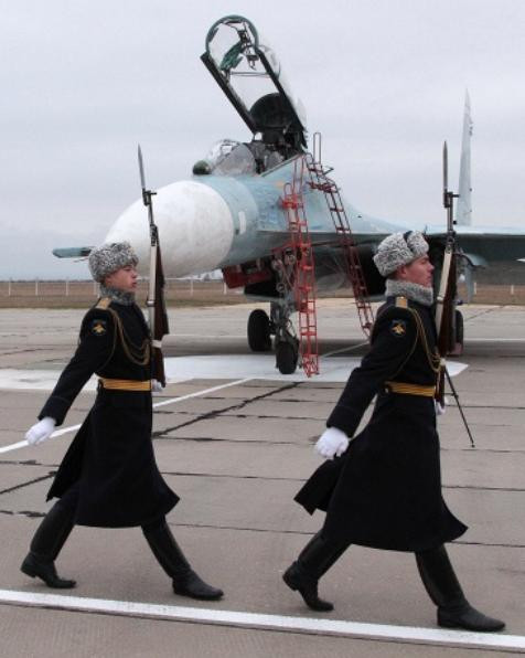 Nga triển khai 10 máy bay chiến đấu Su-27SM và 4 máy bay chiến đấu Su-30M2 ở Crimea Nga triển khai 10 máy bay chiến đấu Su-27SM và 4 máy bay chiến đấu Su-30M2 ở Crimea