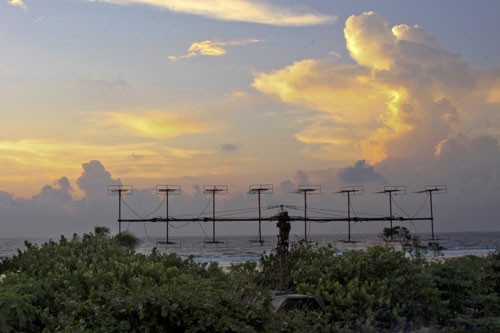 Cánh sóng Ra đa trên đảo Trường Sa Lớn