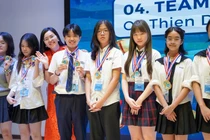 Mở cánh cửa ra thế giới cho học sinh qua giải đấu tranh biện tiếng Anh