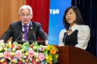 Trường ĐH lo không đủ tạo động lực nếu lương giáo sư vẫn bị “đóng khung” theo 3 bậc 