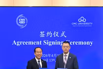 Đại diện Trường Đại học CMC và Đại học Sư phạm Thủ đô (CNU) ký kết hợp tác