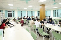 Khi suối đã hóa sông lớn, sao lại xóa bỏ Hội đồng trường đại học thành viên