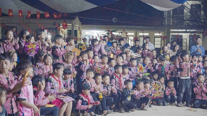 Chương trình đã mang đến buổi tối trung thu ý nghĩa cho các em học sinh. dsc06498.jpg