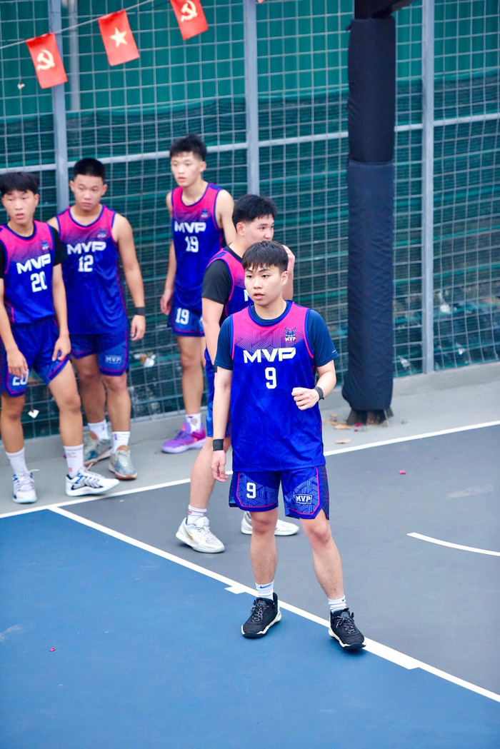 Các thành viên của đội MVP Academy có sự phối hợp nhịp nhàng và lội ngược dòng ngoạn mục. d70354c9-694e-4126-842a-202209ae3cea.jpg