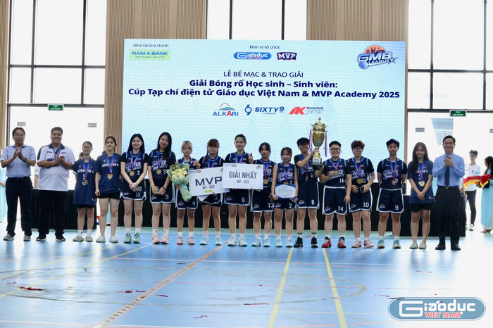 Giải Nhất nội dung U23 nữ thuộc về đội Học viện Bóng rổ MVP. gdvn-ck-10.jpg