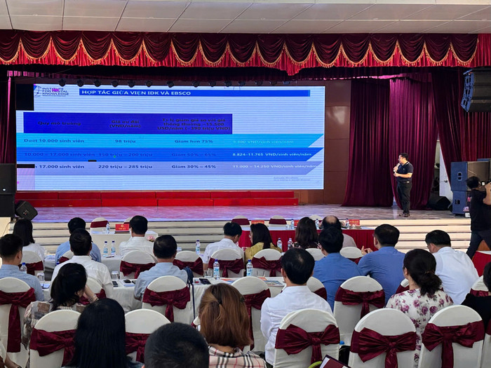 Ông Hoàng Dũng chia sẻ về hợp tác của Viện IDK và Tập đoàn EBSCO. 1cbccf6a1d01ab5ff210.jpg