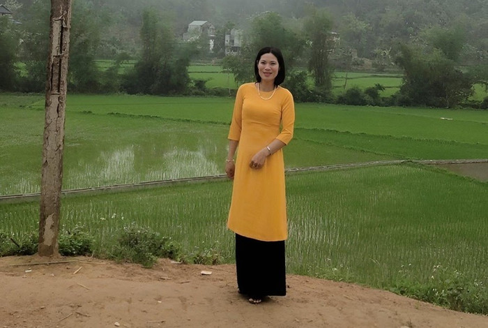 Chị Hoàng Thị Vân, phụ huynh của tác giả Đinh Hoàng Phúc - đạt giải Nhất cuộc thi. Ảnh: NVCC snapedit-1754982972878.jpg