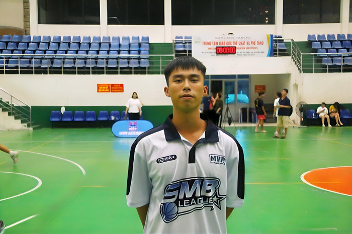 Anh Nguyễn Ngọc Hải - Huấn luyện viên đội bóng rổ Trường Trung học phổ thông chuyên Hà Nội - Amsterdam. snapedit-1754764797383.jpg