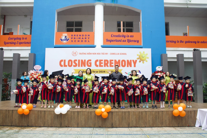 Rất nhiều học sinh của Trường Mầm non Hoa Trà My đạt giải cao trong các cuộc thi quốc tế về âm nhạc, toán học... Tỷ lệ học sinh thi đỗ vào các trường tiểu học trọng điểm của Thành phố Hà Nội khá cao. picture8.jpg