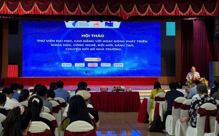 Tiến sĩ Nguyễn Huy Chương phát biểu. b4eb8cafbac40c9a55d5.jpg